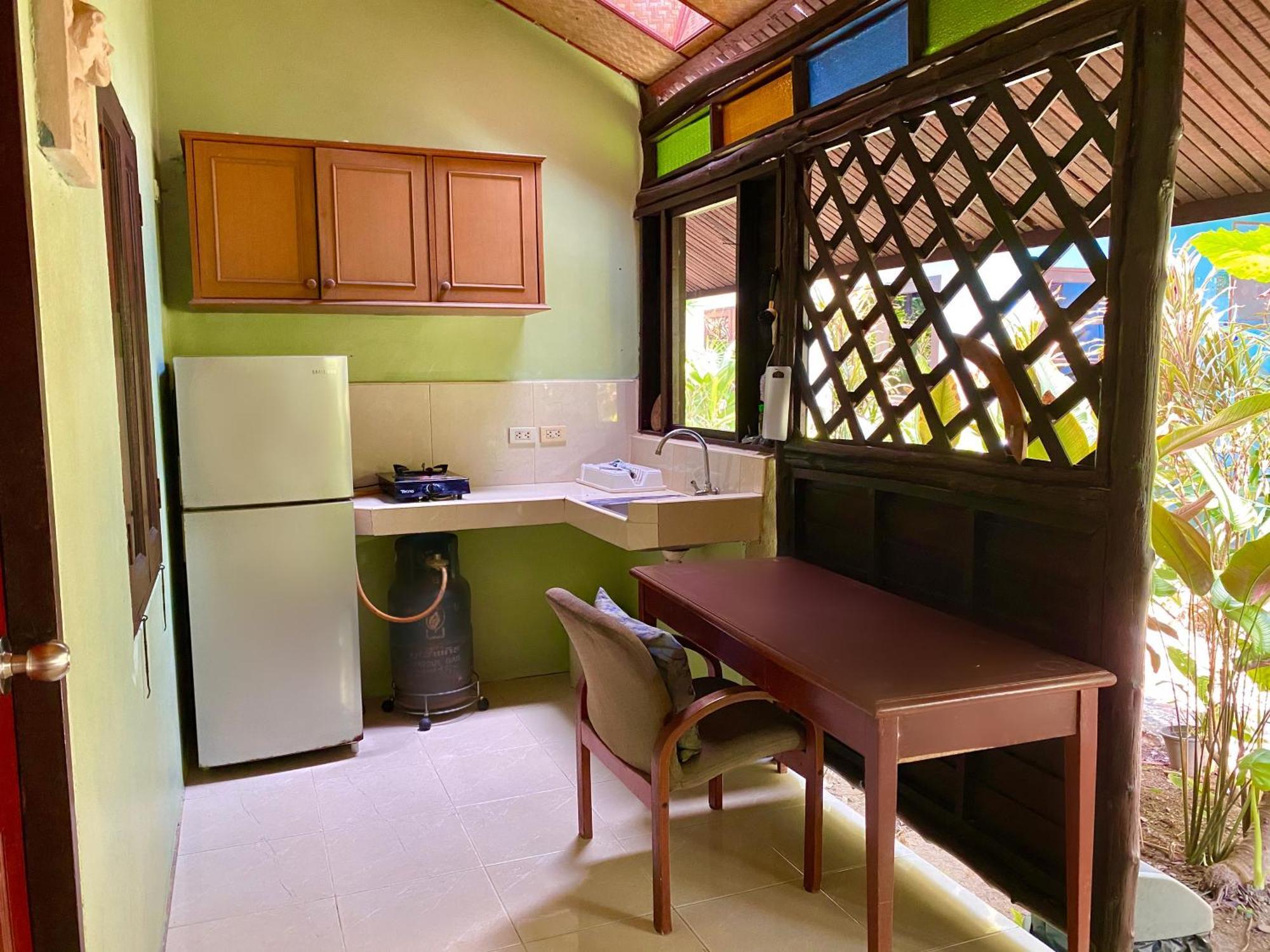Shanti Lodge Phuket Чалонг Стая снимка