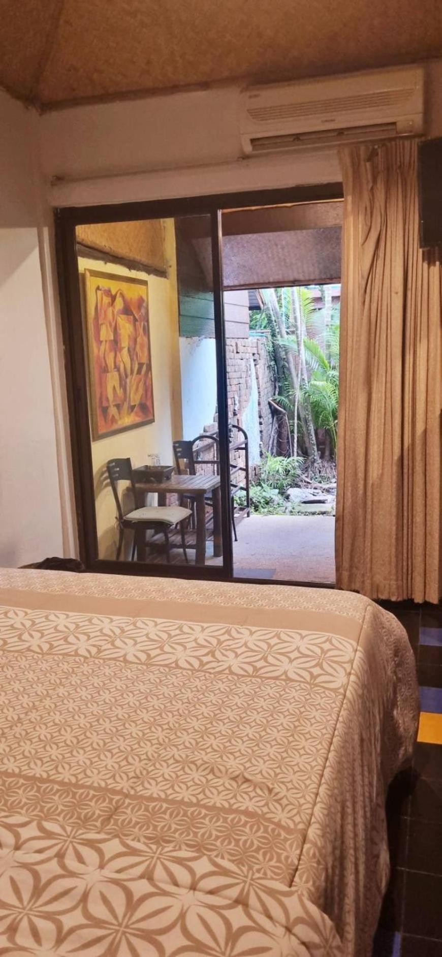 Shanti Lodge Phuket Чалонг Екстериор снимка