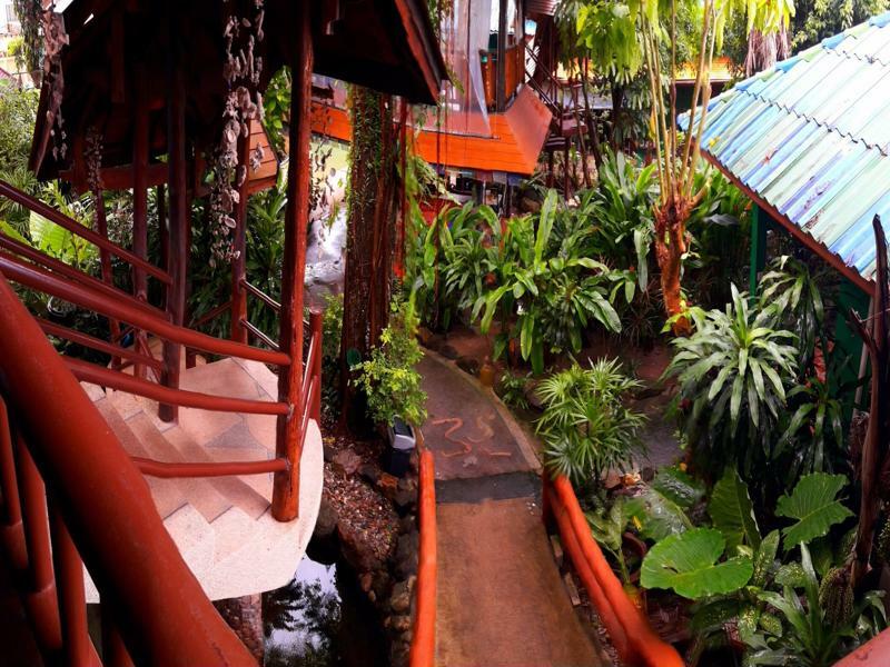 Shanti Lodge Phuket Чалонг Екстериор снимка